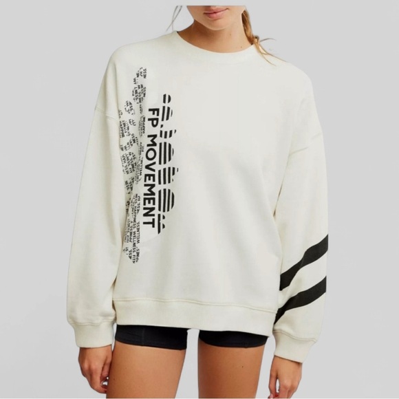 Free People Movement All Star Logo Pullover-Ivory/black size Medium NWT - Picture 1 of 12